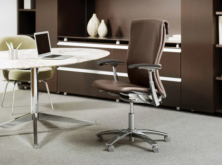 esempio di sedia ergonomica per ufficio
