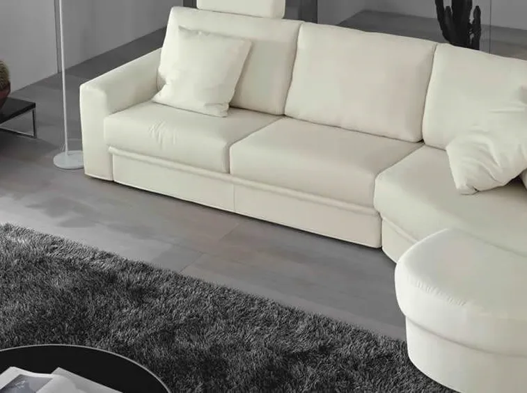 La scelta del divano offre un'immagine nuova alla casa