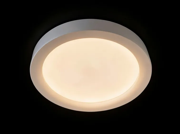 Come si installa una plafoniera a led