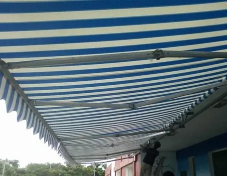tende da sole in pvc