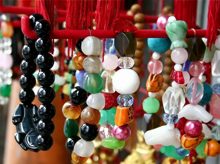 bracciali di bigiotteria