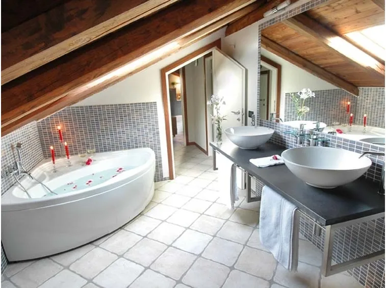 bagno in mansarda