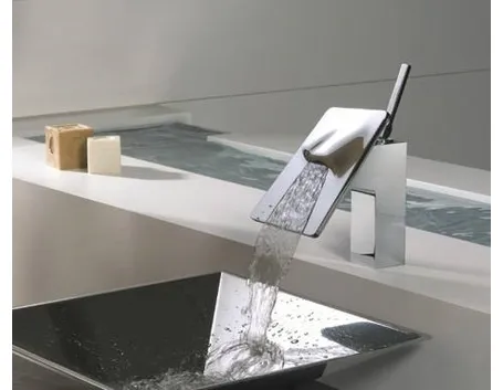 Rubinetto a cascata