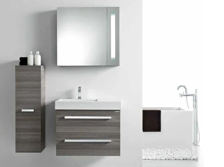 specchio con contenitore in bagno Berloni