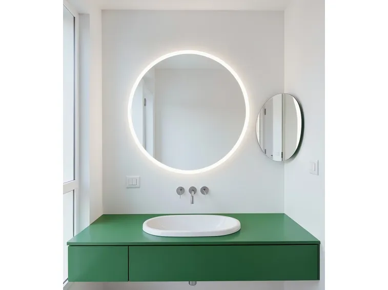 specchio in bagno