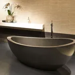 vasca da bagno in pietra