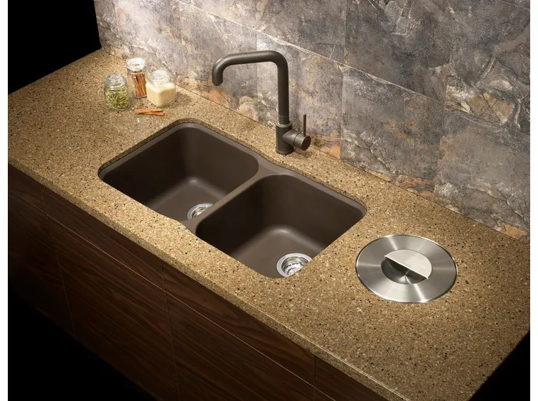 esempio di lavello in materiale composito