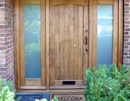 Portone ingresso legno