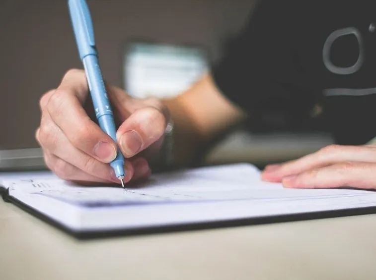 Firmare contratto di locazione