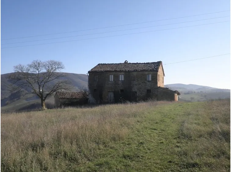 casa da ristrutturare