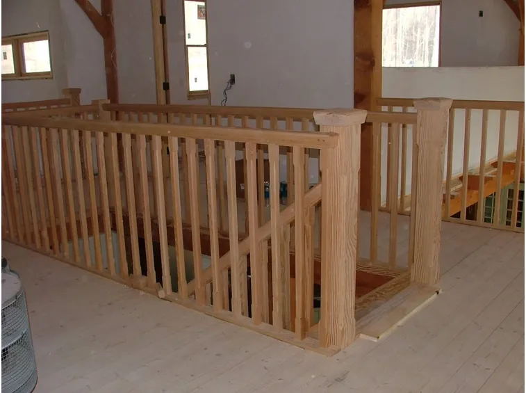 Ringhiere per interni in legno