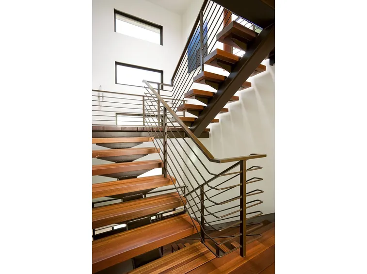 Rivestimenti scale in legno