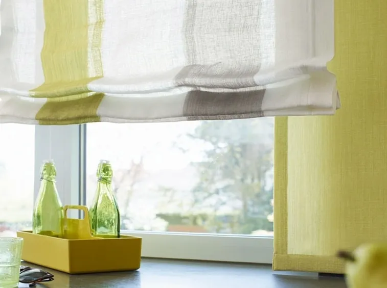 tenda a pacchetto per cucina