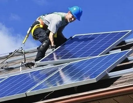 Installare pannelli fotovoltaici