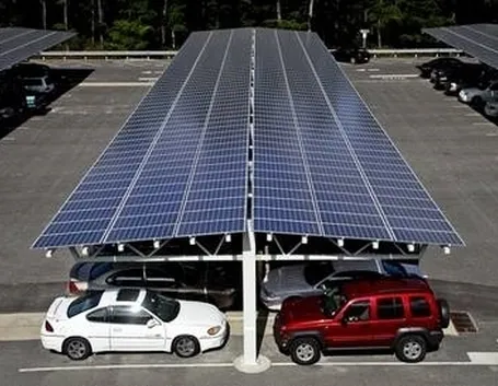 Pensilina fotovoltaica