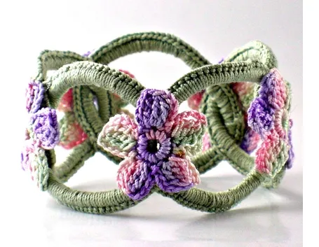 bracciali all'uncinetto