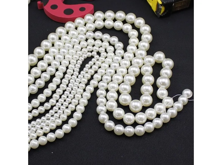 collana di perle con nodini