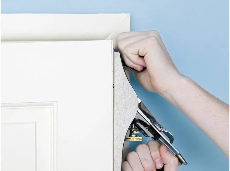 sistemare una porta