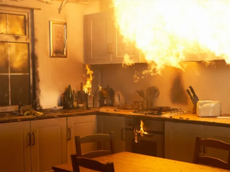 incendio in cucina