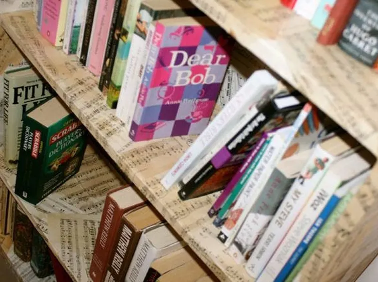 decoupage su libreria