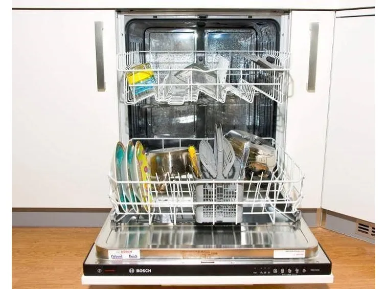 Mille modi per risparmiare sulla lavastoviglie