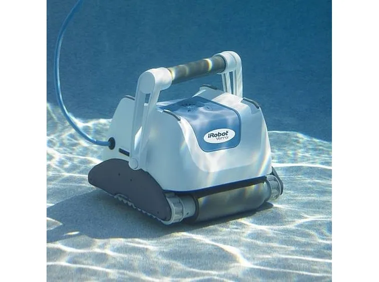 pulizia automatica della piscina