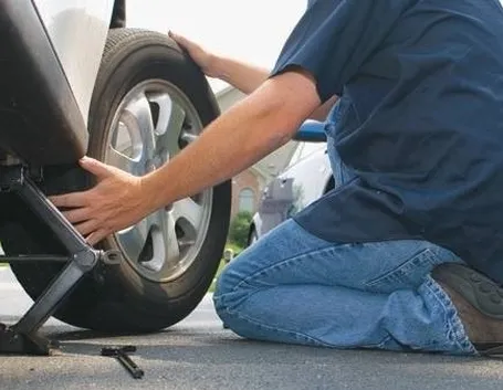 cambiare le gomme