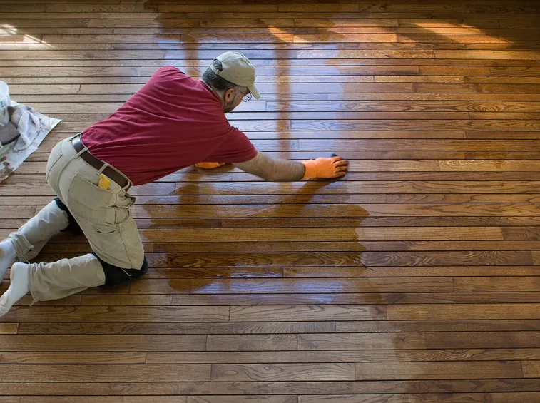 verniciare parquet