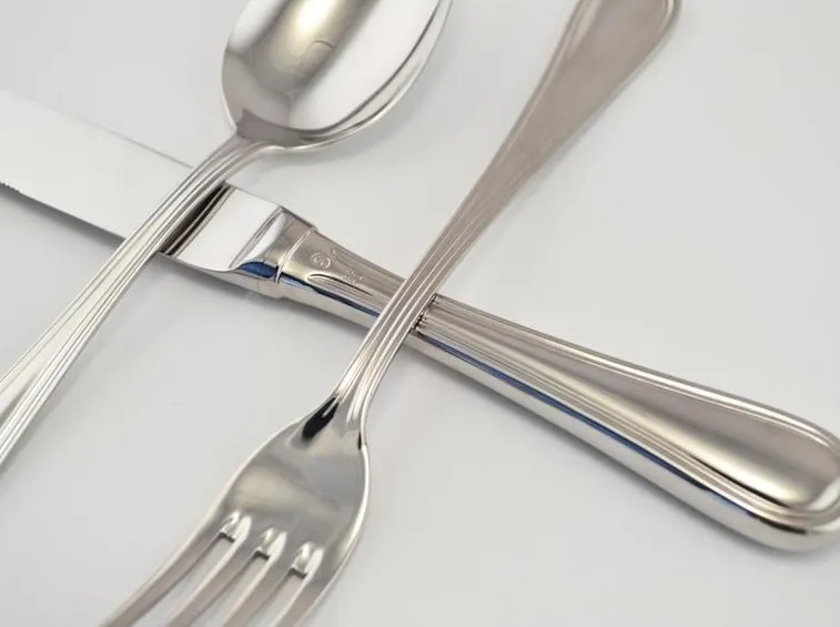 pulire oggetti metallici
