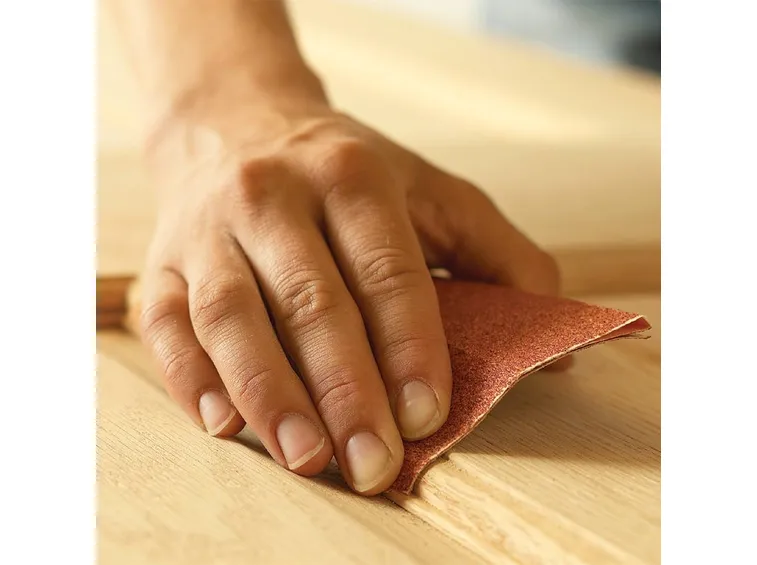 Scartavetrare il legno