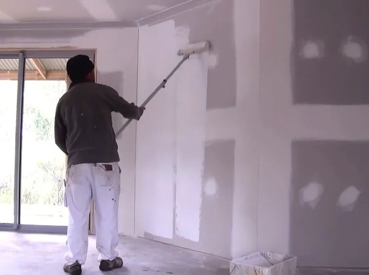 pitturare cartongesso con rullo