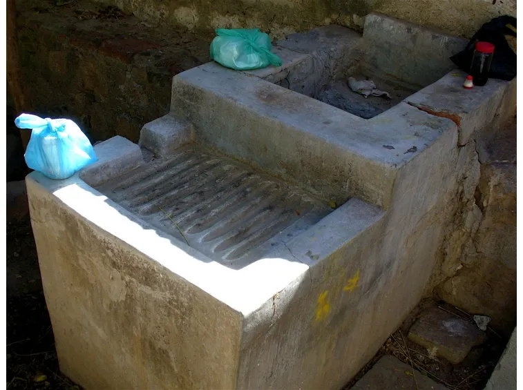 Il lavatoio da esterno in muratura