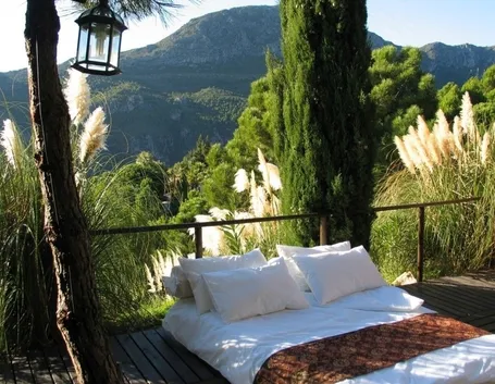 letto in giardino