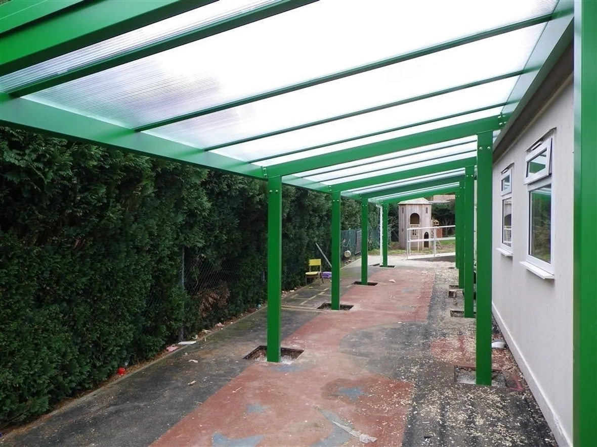 Tettoia in policarbonato