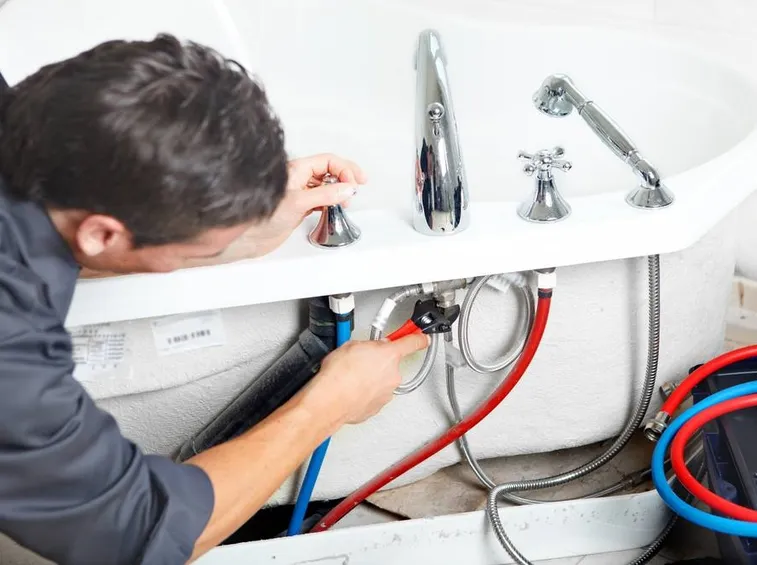 cambiare rubinetto vasca da bagno