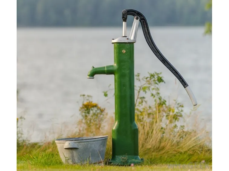modello di pompa per l'acqua