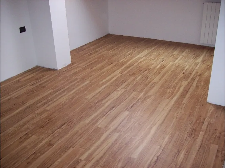 Pavimento in fogli PVC