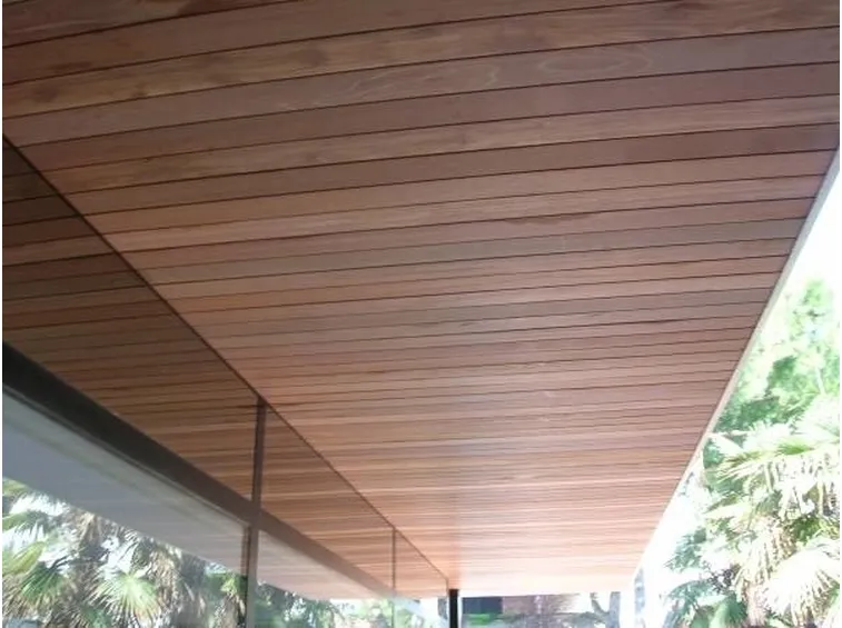 Elementi decorativi sottobalcone