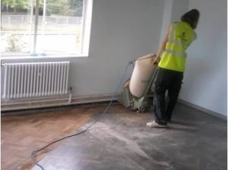lucidare parquet