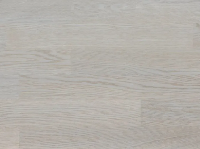 Parquet grigio in rovere sbiancato