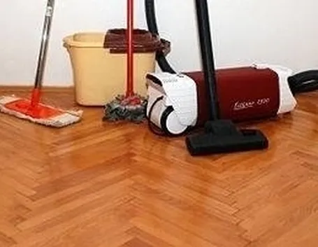 prodotti pulizia parquet