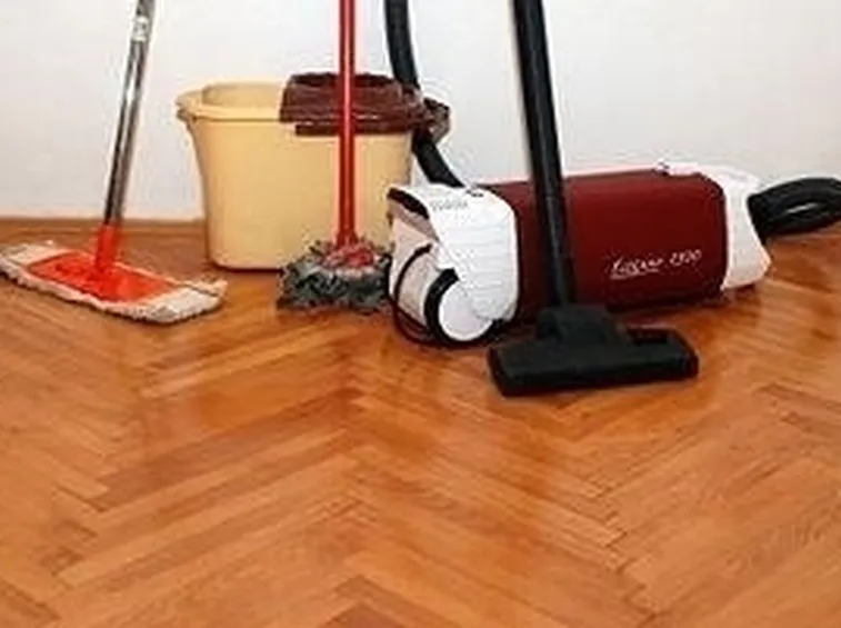 prodotti pulizia parquet