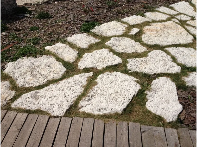 Come si fanno i camminamenti per giardini