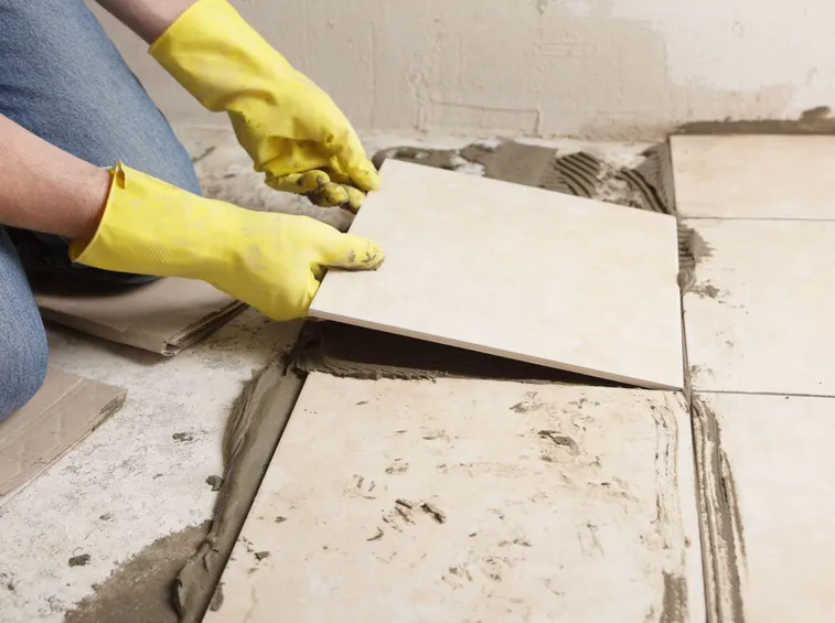 posare pavimento in ceramica