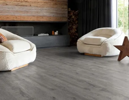 piastrelle in pvc adesive effetto legno