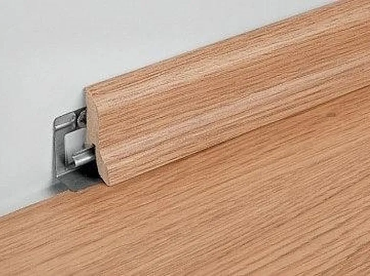 battiscopa parquet legno 