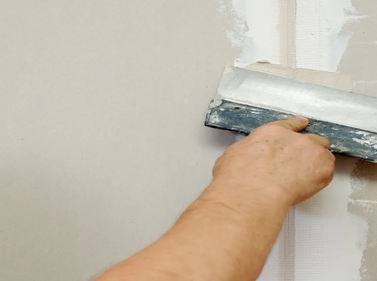 stuccare parete cartongesso