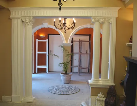Decorare con gli archi in gesso