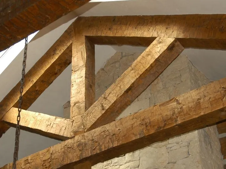 copertura con travi in legno