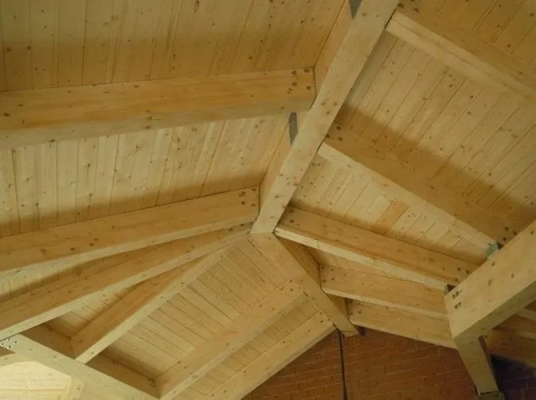 Tetto in legno